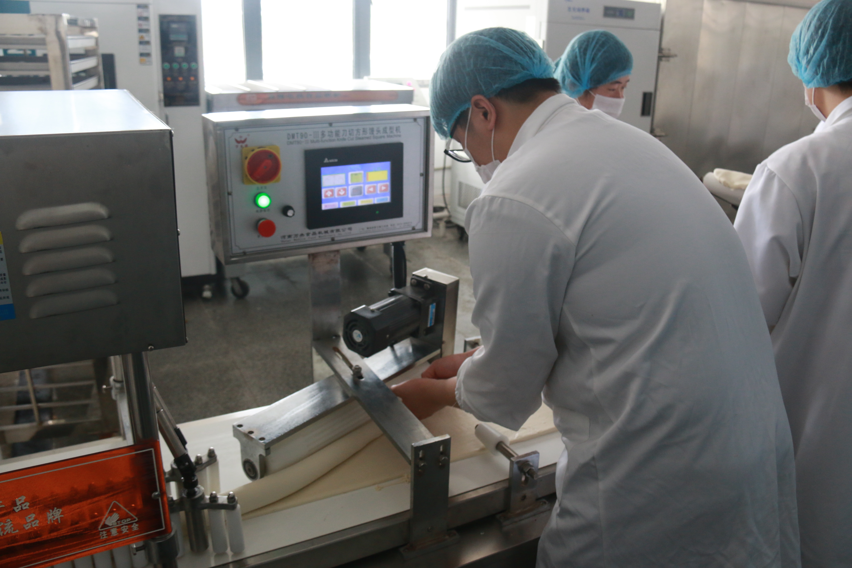上海厂家直销 吐司整形机面包成型机 面包房设备烘焙设备商用-阿里巴巴